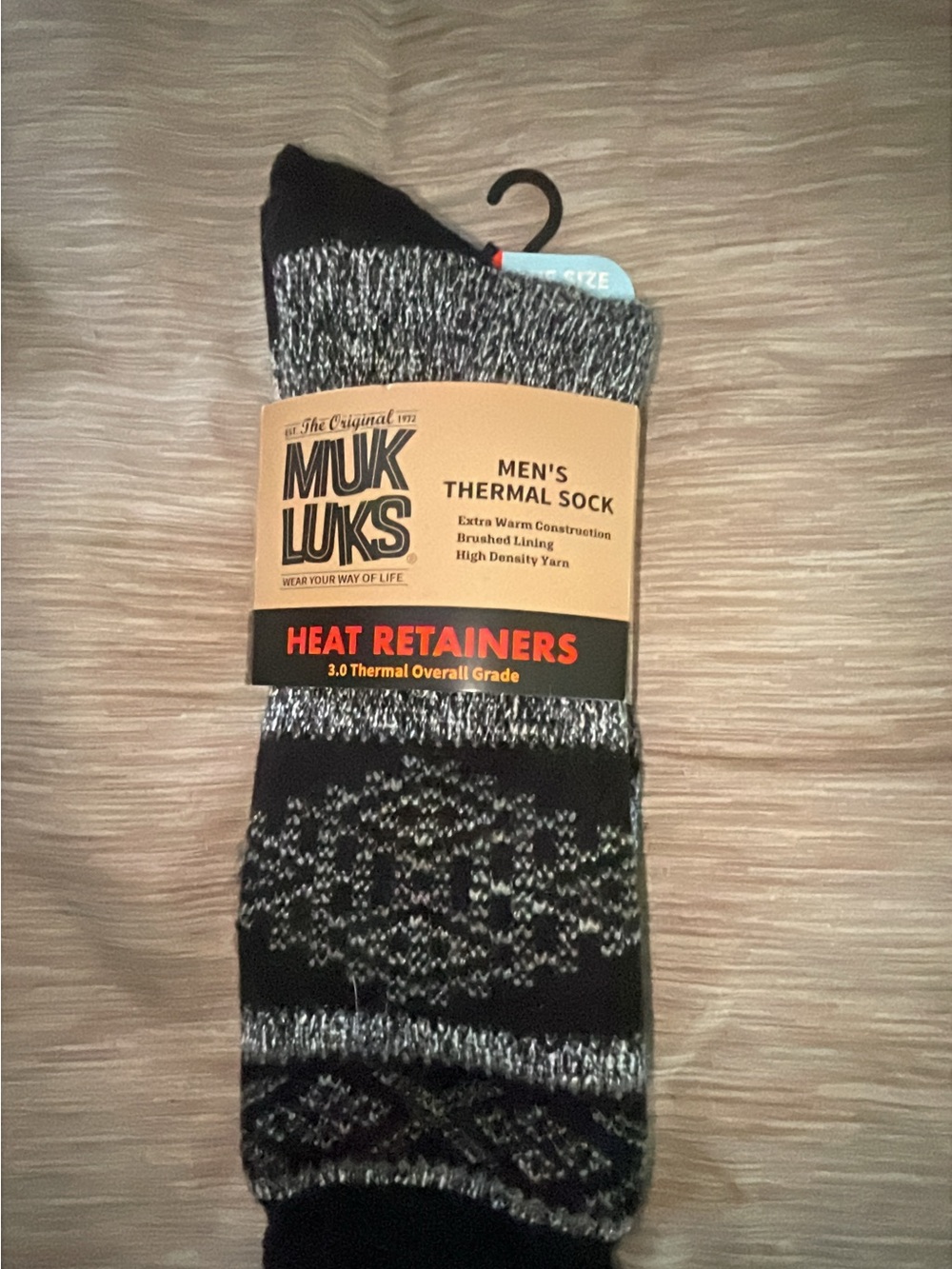 Muk Luks Men's Black & Gray Patterned Thermal Socks